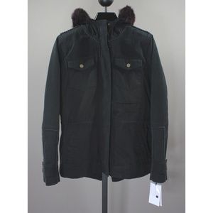 UGG CONVERTIBLE FIELD PARKA COAT!